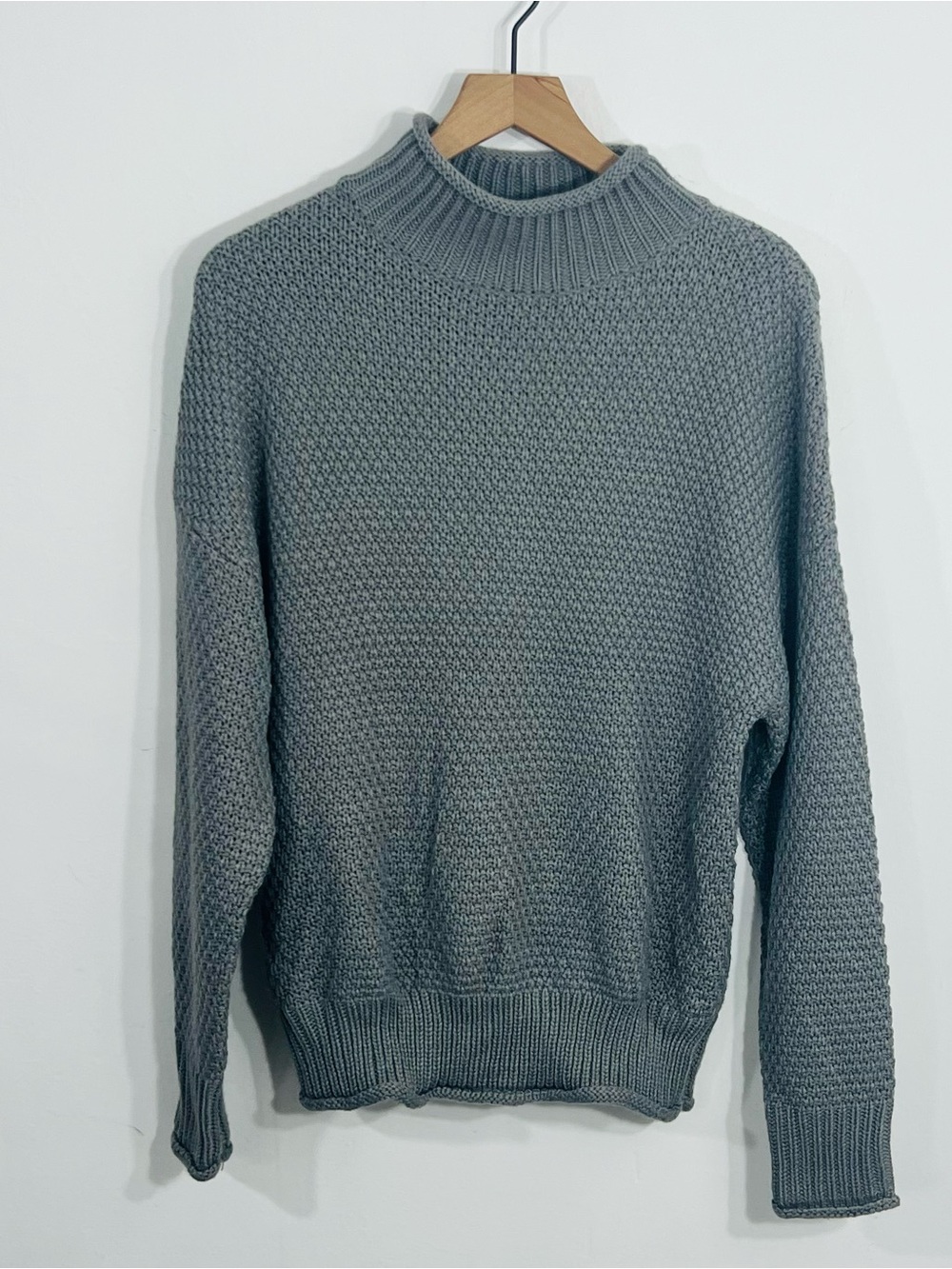 Zesica Medium Gray Thick Knit Mock Neck Pullover Long Sleeve Sweater Size Medium